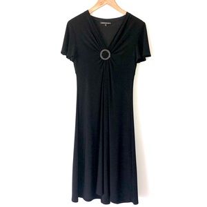 Jones Wear Black Knee Length Formal Dress